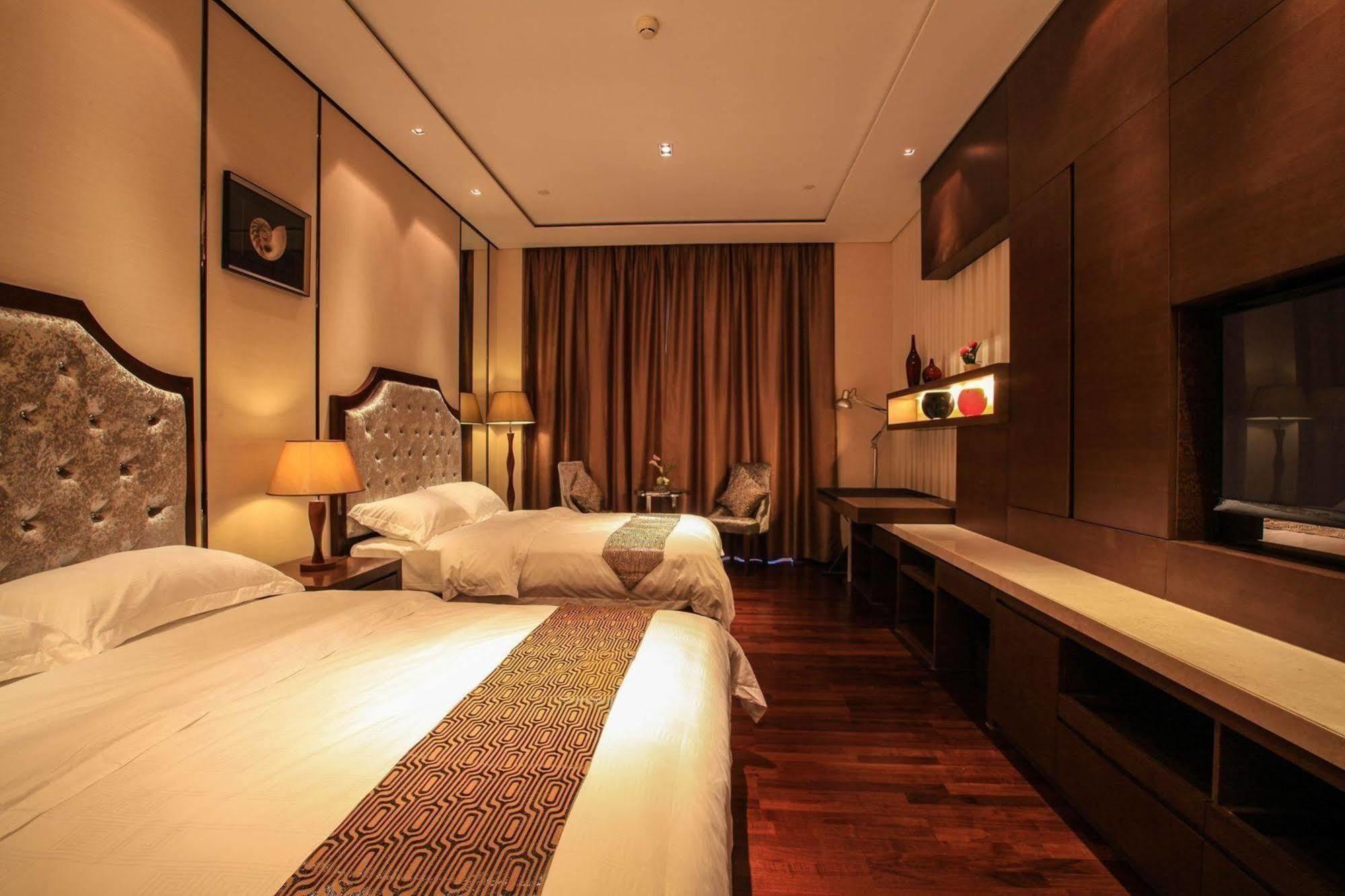 Lunkai International Hotel กวางโจว ภายนอก รูปภาพ